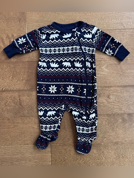 Tag Other - 3/$10 TAG Baby unisex pyjamas 1m